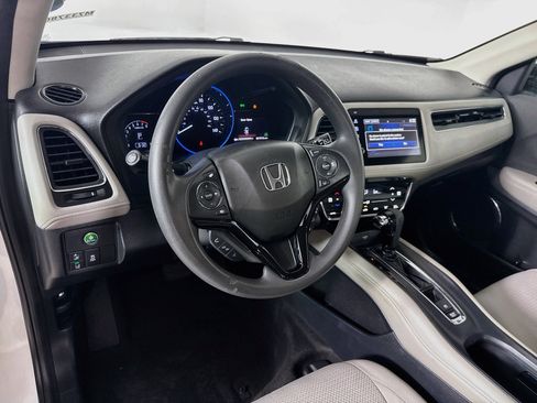 Certified 2021 Honda HR-V EX image 8