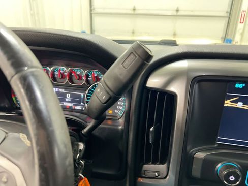 Used 2016 Chevrolet Silverado 2500 LT w/ Midnight Edition image 18