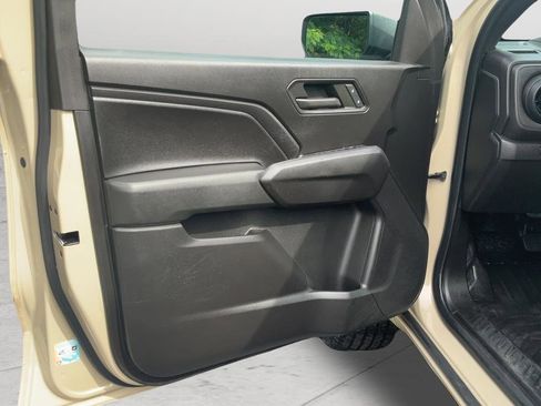 Certified 2023 Chevrolet Colorado W/T RWD image 11