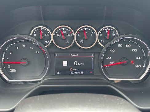 Used 2021 Chevrolet Tahoe RST w/ Luxury Package AWD/4WD image 20