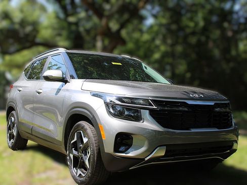 New 2026 Kia Seltos EX image 3