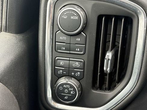 Certified 2021 Chevrolet Silverado 3500 High Country w/ Technology Package image 38