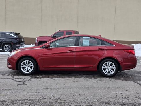 Used 2012 Hyundai Sonata GLS image 2