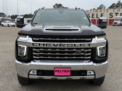 Used 2023 Chevrolet Silverado 2500 LTZ w/ LTZ Texas Edition image 3