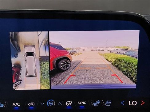 New 2025 Chevrolet Suburban Premier image 14