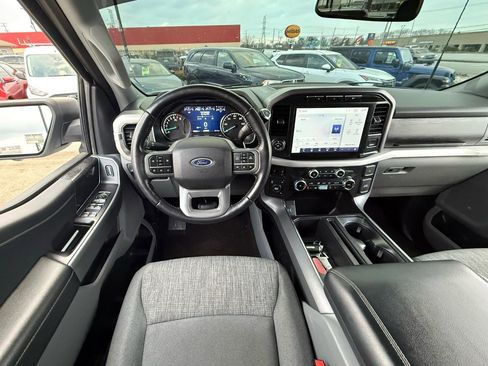 Used 2022 Ford F150 XLT w/ Equipment Group 302A High image 18