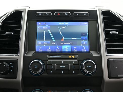Used 2021 Ford F250 Lariat w/ Tremor Off-Road Package AWD/4WD image 30