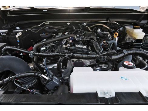 Used 2025 Toyota Tacoma SR RWD image 30