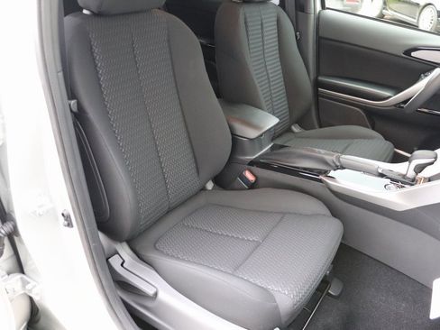 New 2026 Mitsubishi Eclipse Cross LE image 9