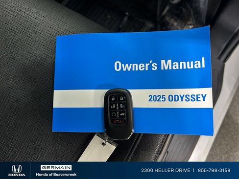 Certified 2025 Honda Odyssey Elite image 32
