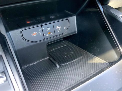 Used 2024 Kia Sorento S w/ Panoramic Sunroof Package AWD/4WD image 36