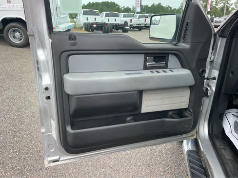 Used 2014 Ford F150 XLT w/ XLT Chrome Package AWD/4WD image 10