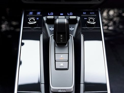 Used 2024 Porsche 911 Turbo S image 57