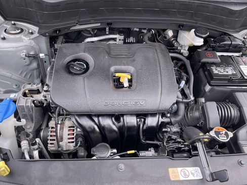 Certified 2024 Kia Seltos LX AWD/4WD image 15