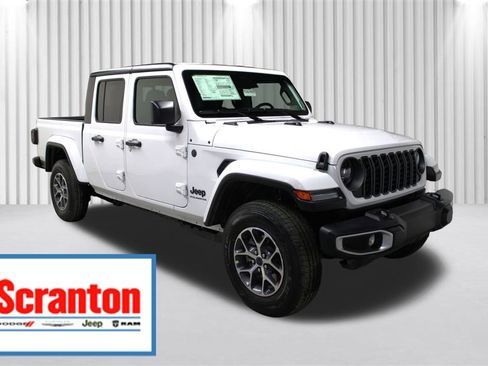New 2026 Jeep Gladiator Sport image 1