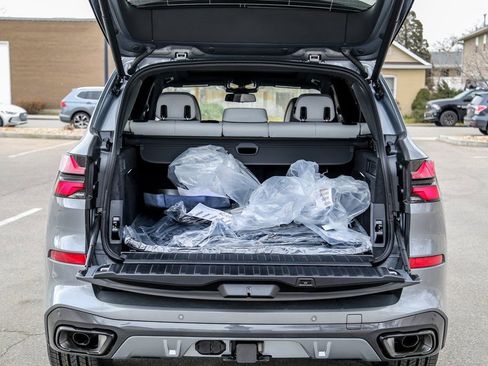 New 2026 BMW X5 xDrive40i w/ Executive Package image 27