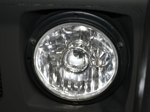 Used 1990 HUMMER H1 image 49