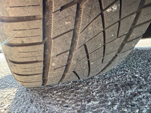 Used 2016 Nissan GT-R Premium image 9