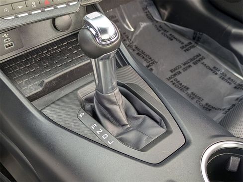 Used 2024 Ford Mustang Premium image 18