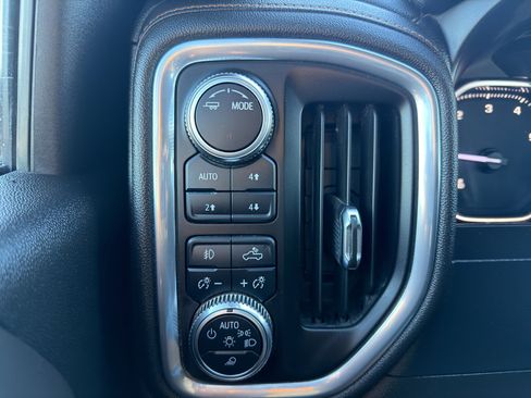 Used 2022 GMC Sierra 2500 AT4 image 19