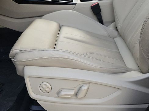 Certified 2023 Audi Q5 2.0T Premium w/ Convenience Package image 17