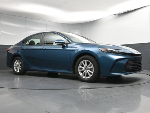 Certified 2025 Toyota Camry LE image 25