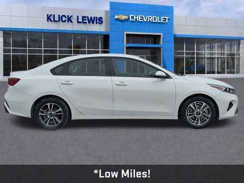 Used 2024 Kia Forte LXS image 8