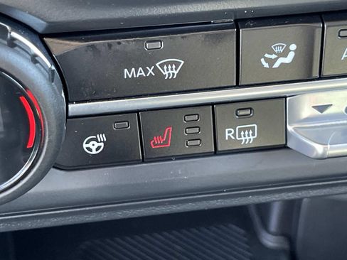 Used 2025 Ford Bronco Badlands AWD/4WD image 24