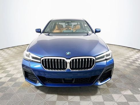 Used 2022 BMW 530e w/ Executive Package image 8