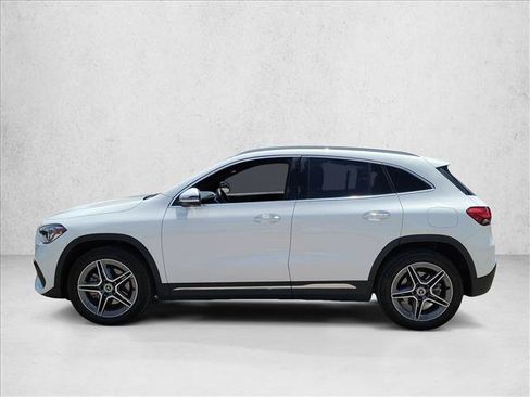 Used 2023 Mercedes-Benz GLA 250 4MATIC image 8