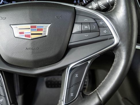Used 2019 Cadillac XT5 Premium Luxury AWD/4WD image 11
