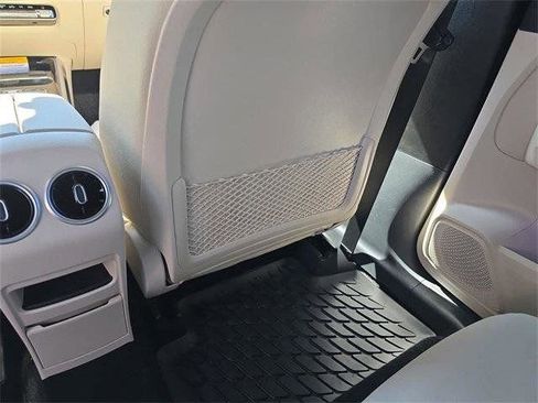 Certified 2026 Mercedes-Benz GLB 250 4MATIC image 21