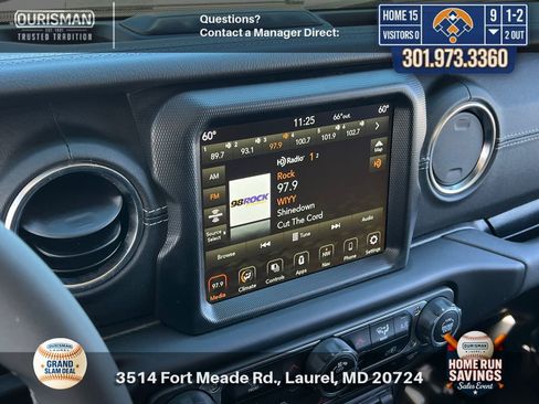 Used 2023 Jeep Wrangler Unlimited Sahara AWD/4WD image 13