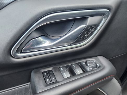 Used 2021 Chevrolet Tahoe RST w/ Luxury Package image 26