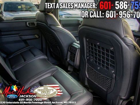 New 2025 Ford Bronco Outer Banks w/ Sasquatch Package AWD/4WD image 10