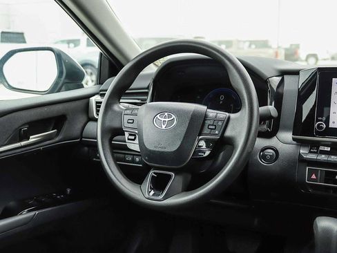 Used 2025 Toyota Camry LE FWD image 14