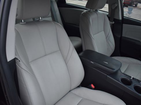 Used 2016 Toyota Avalon Limited image 57