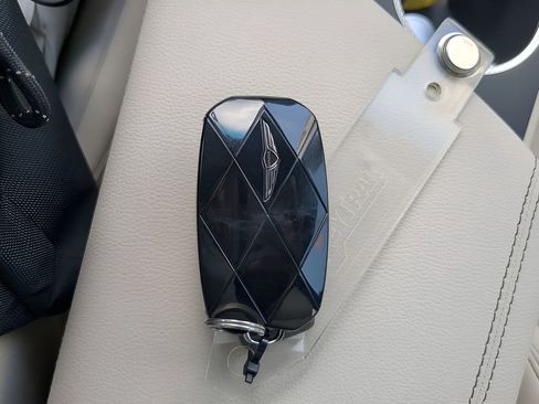 New 2026 Genesis G70 2.5T image 27