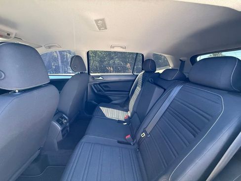 Used 2024 Volkswagen Tiguan S image 15