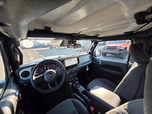 New 2026 Jeep Wrangler Unlimited Sport image 18