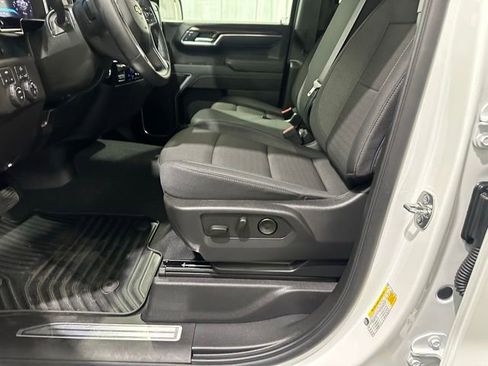 New 2026 Chevrolet Silverado 1500 LT AWD/4WD image 7