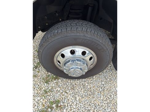 Used 2022 RAM 3500 Laramie AWD/4WD image 3