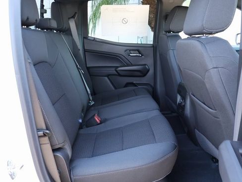 New 2026 GMC Canyon Elevation image 17