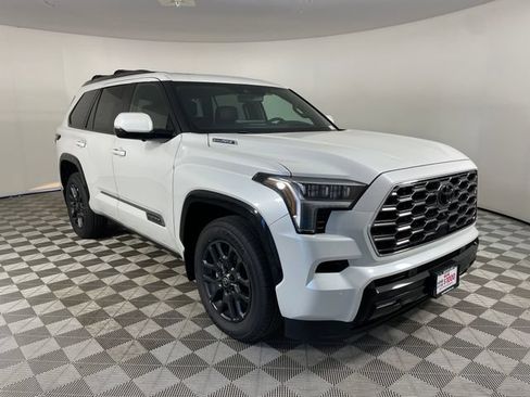 New 2026 Toyota Sequoia Platinum AWD/4WD image 10
