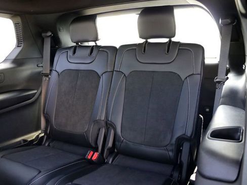 New 2025 Jeep Grand Cherokee L Altitude RWD image 20