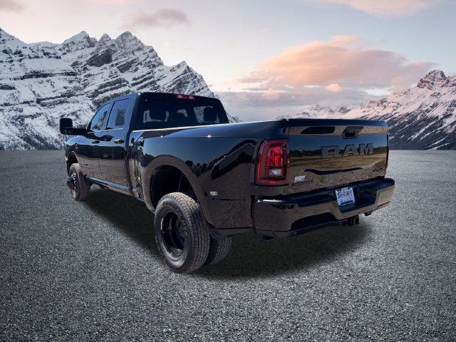 New 2027 RAM 3500 Big Horn AWD/4WD image 9