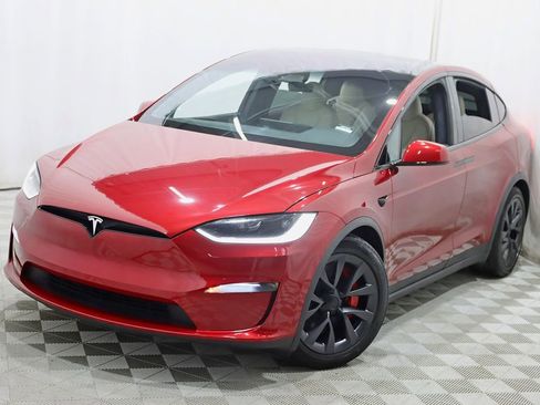Used 2023 Tesla Model X Plaid image 5