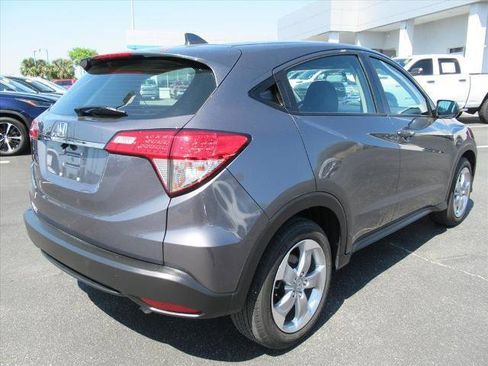 Used 2019 Honda HR-V LX image 5