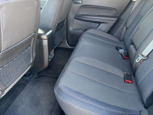 Used 2017 Chevrolet Equinox LT w/ Convenience Package FWD image 26
