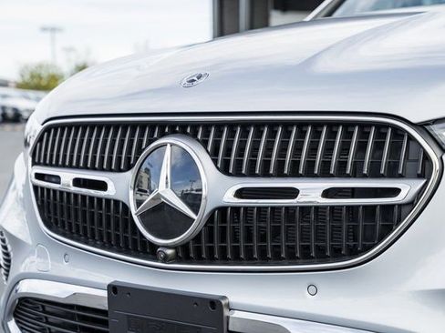 New 2026 Mercedes-Benz GLC 300 4MATIC image 12